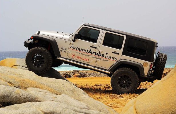 Private Aruba Jeep Tour: Exciting Attractions and Panoramic Views
