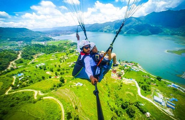 30 min Paragliding Tandem Flight from Pokhara