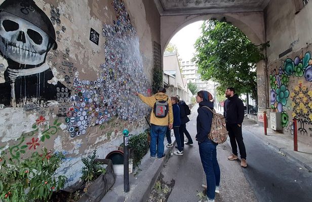 Belleville Street Art Tour with an Artist
