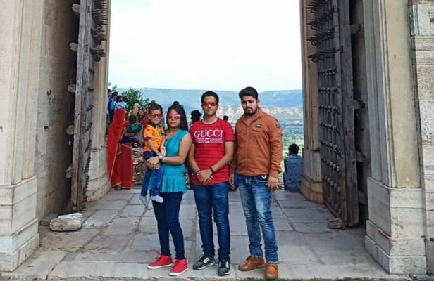 Udaipur Sightseeing Tour By Car With Guide