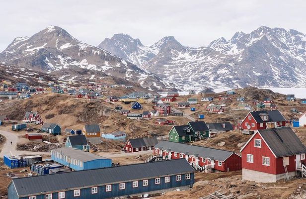 Jewels of Nuuk – Guided Walking Tour