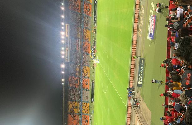 Football game tour 
