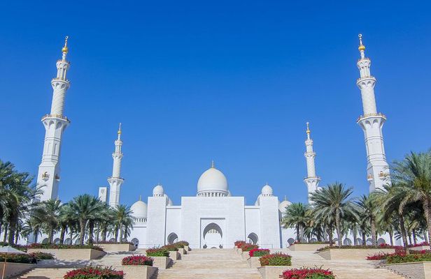 Abu Dhabi Shore Excursion: Private Abu Dhabi City Highlights Tour