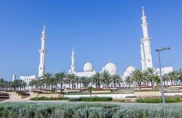 Abu Dhabi Half-Day City Highlights Tour from Abu Dhabi