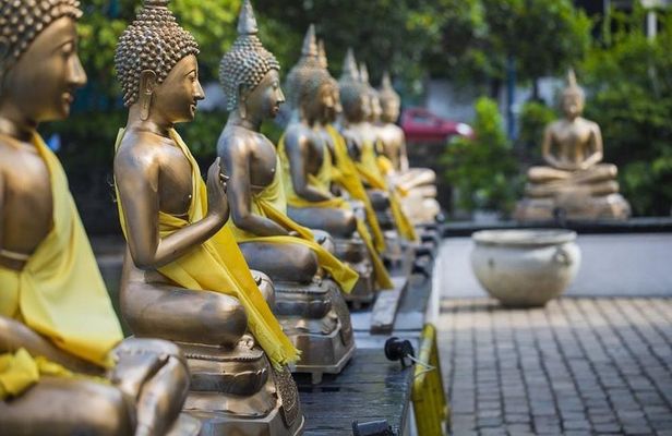 Full Day Private Custom Colombo City Tour from Colombo Harbor