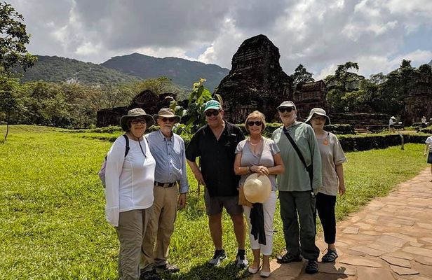 PRIVATE TOUR at My Son Holyland & Hoi an city