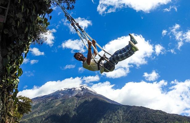 Top Ten Wonders of Ecuador Tour from Quito end in Cuenca