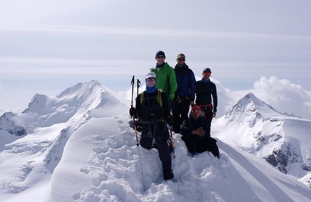 Ski-Touring & Splitboarding in Banff: Private
