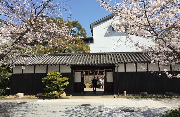 KOBE Sake Tasting Tour at Breweries (tasting fee included)