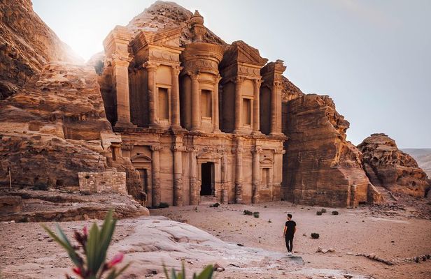 Private Petra Round-Trip from Amman
