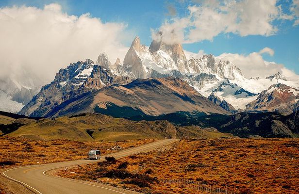 9-Day Patagonia Tour: El Calafate, El Chalten and Puerto Natales