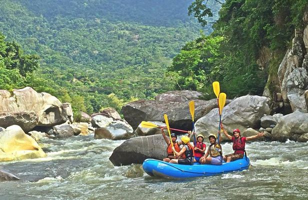 Incredible Rafting in Rio Cangrejal