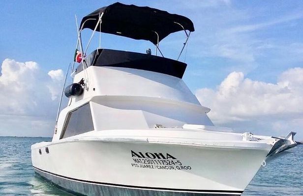 Cancun fishing charter if you don't fish you don't pay Bertram 31ft 6 pax 25P5