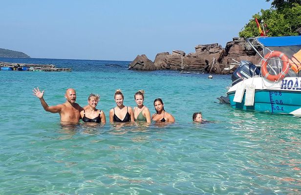 RED RIVER TOUR (Private tour): 4 ISLANDS TOUR BY SPEEDBOAT 