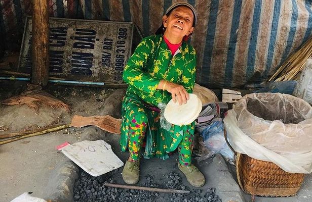 Ha Giang Loop 3D2N Private Car Tour (English speaking Driver)