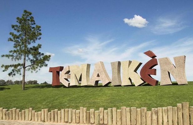 From Buenos Aires: Temaiken Biopark with Transfer and Tickets