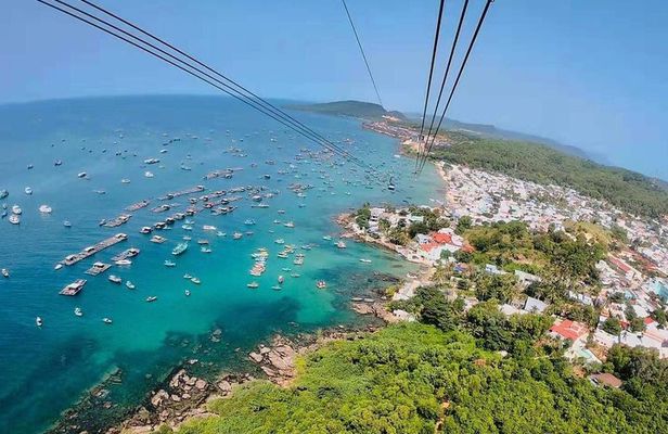 Private Panoramic view of South Phu Quoc and Snorkeling by speedboat