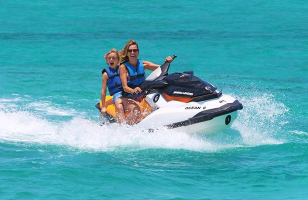 Cancun Lagoon: Wave Runner Ride