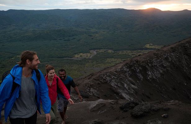 Tanna Island: Full Day Tour Including Mt Yasur Volcano and the Hotspring