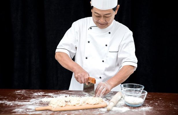 3-Hour Biang Biang Noodles Cooking Class in Xi'an