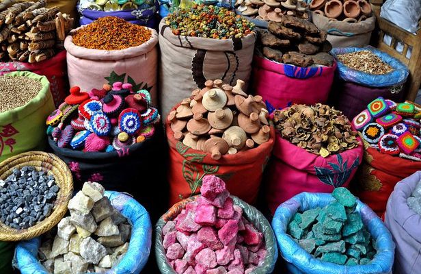 Half day Colourful souks guided tour