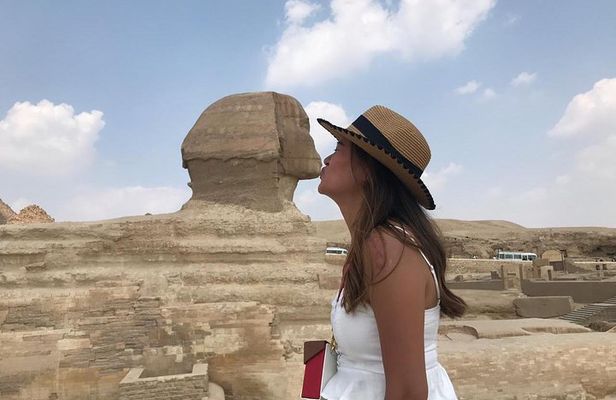 Private Tour to Giza Pyramids and Memphis and Saqqara Pyramids