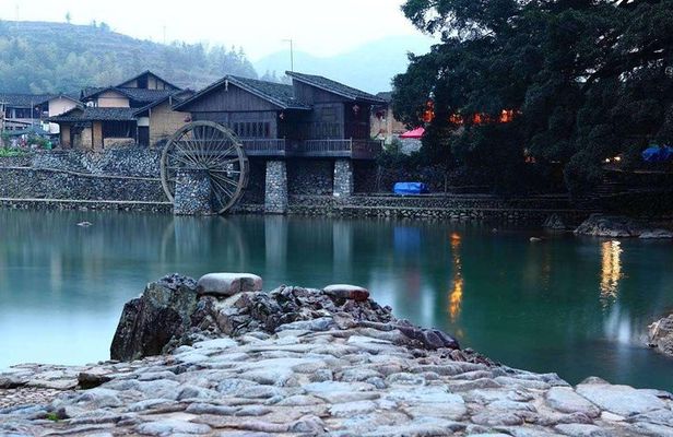 Tour Guide and Car: Private Day Tour to Yunshuiyao Ancient Village from Xiamen