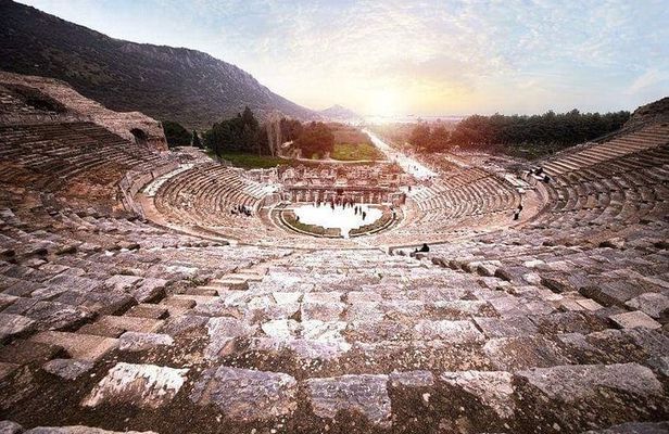 FOR CRUISERS: PRIVATE EPHESUS TOUR INCLUDES ENTRY FEES & Lunch
