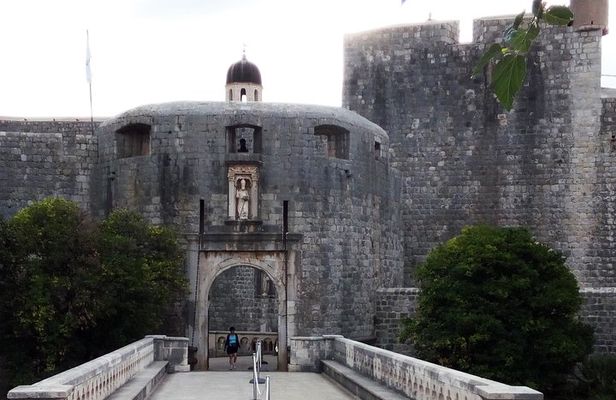 Dubrovnik Hot Combo: History walk and Game of Thrones 