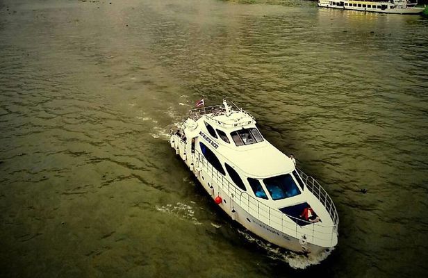 Sunset Bangkok Cruise by the yatch 