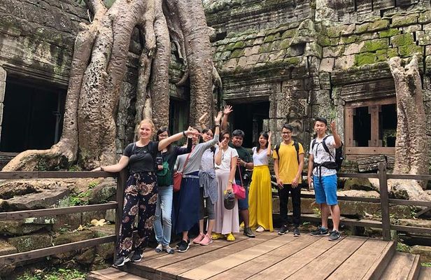 Angkor Wat 2 Day Tour Package& Floating Village & APOPO - Humanitarian Demining