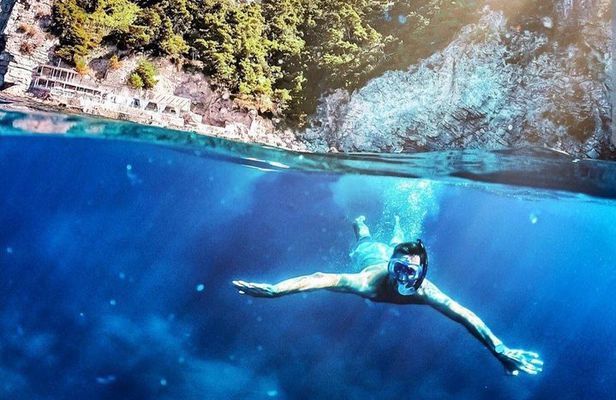 Amalfi Coast boat ride & snorkel