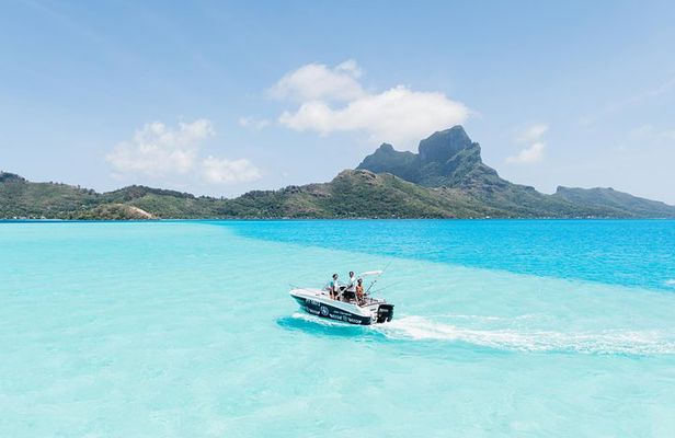 Private Lagoon Fishing Tour – Bora Bora Exclusive Experience