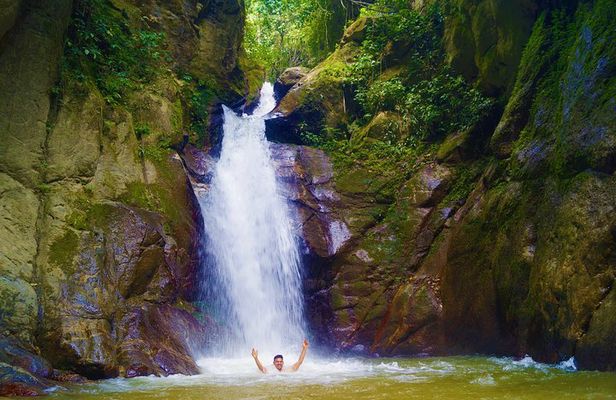 Private Tour - Piedecuesta Waterfall (Hiking/Trekking)