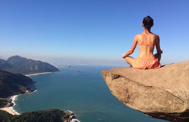Pedra do Telegrafo Hiking Tour with the Best Tour Operator in Rio