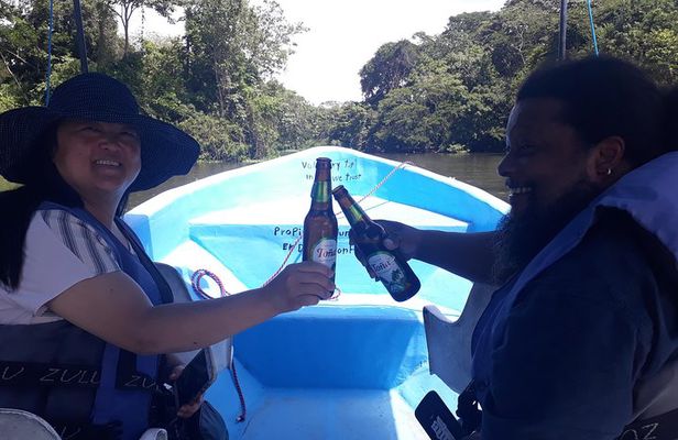 Granada + Boat ride+Handicraft Market+Catarina+ Lava tour