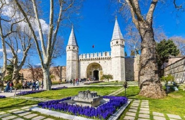 Afternoon Tour of Topkapi Palace Hagia Irene Church