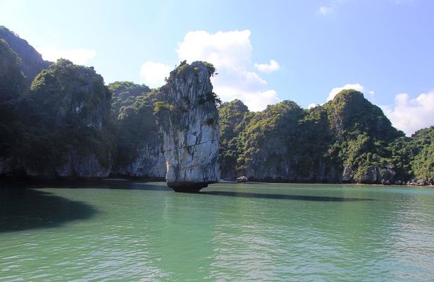 Full day boat trip with Cat Ba Captain Jack to Lan Ha Bay and Ha Long Bay