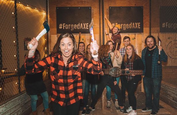Axe Throwing Guided Experience