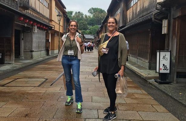 Kanazawa Customized Half-Day Tour with Licensed Local Guide