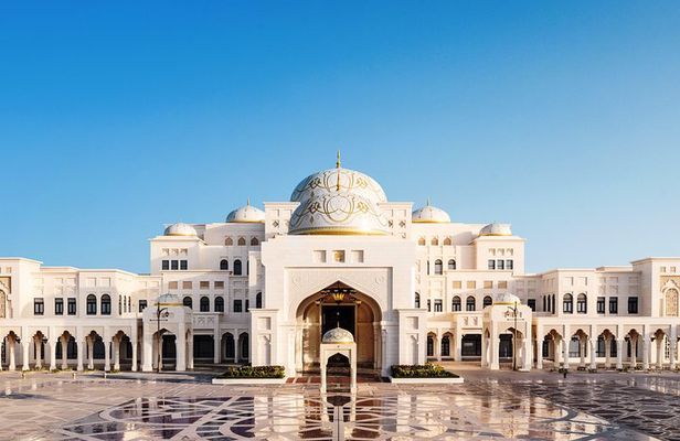 Private Abu Dhabi full day tour : Grand Mosque, Qasr al Watan with Lunch