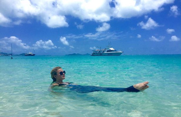 Full-Day Whitsunday Tour: Whitehaven Beach and Hill Inlet with BBQ