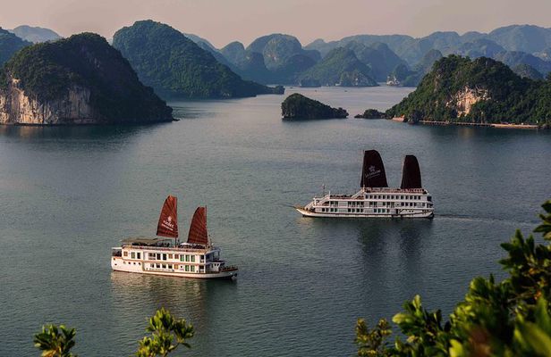 2, 3, 4-Day Hanoi, Halong Bay Cruise, Lan Ha & Cat Ba Island Tour