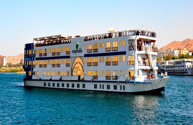 4 Nights Nile Cruise including hotair ballon, Dendera & AbuSimbel
