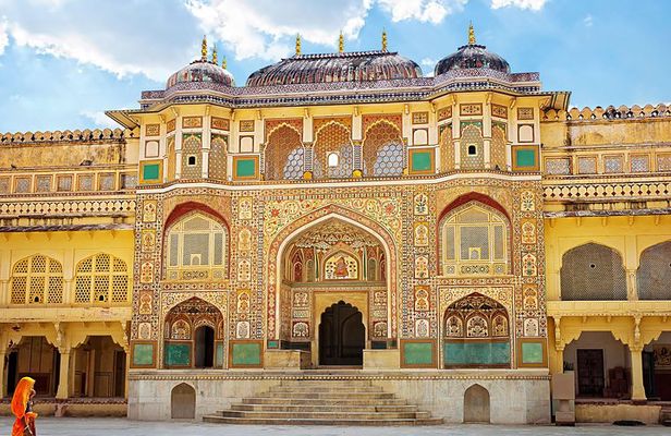 Half day Tour to Amer Fort