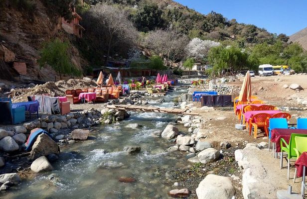 Discovering the best valley in atlas mountains and be inside the Berber culture.
