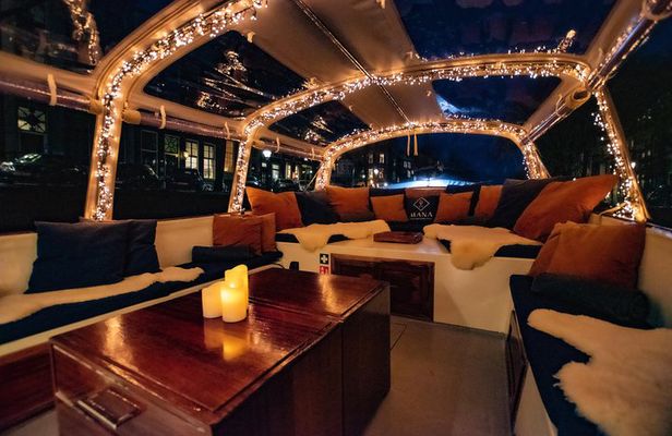 Amsterdam 2-Hour Evening Cruise With Live Guide and Bar