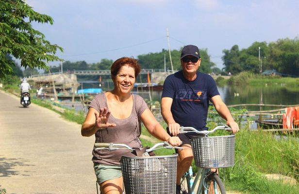 Half Day Ride Bike To The Farm and Cooking Activity with Foot Massage
