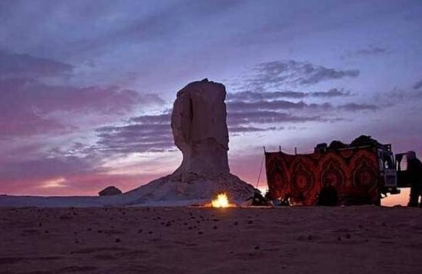 Desert Camping With The Bedouins Under The Stars - White & Black Deserts