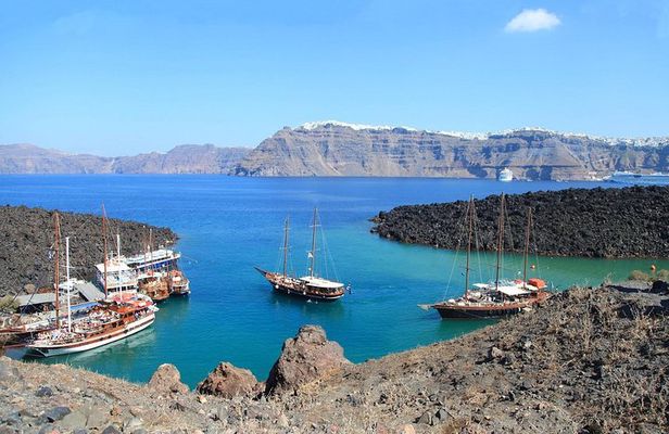 Santorini Volcano Tour
